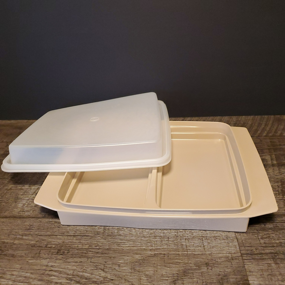 Tupperware Vintage Cream and White Storage Box #723 #722